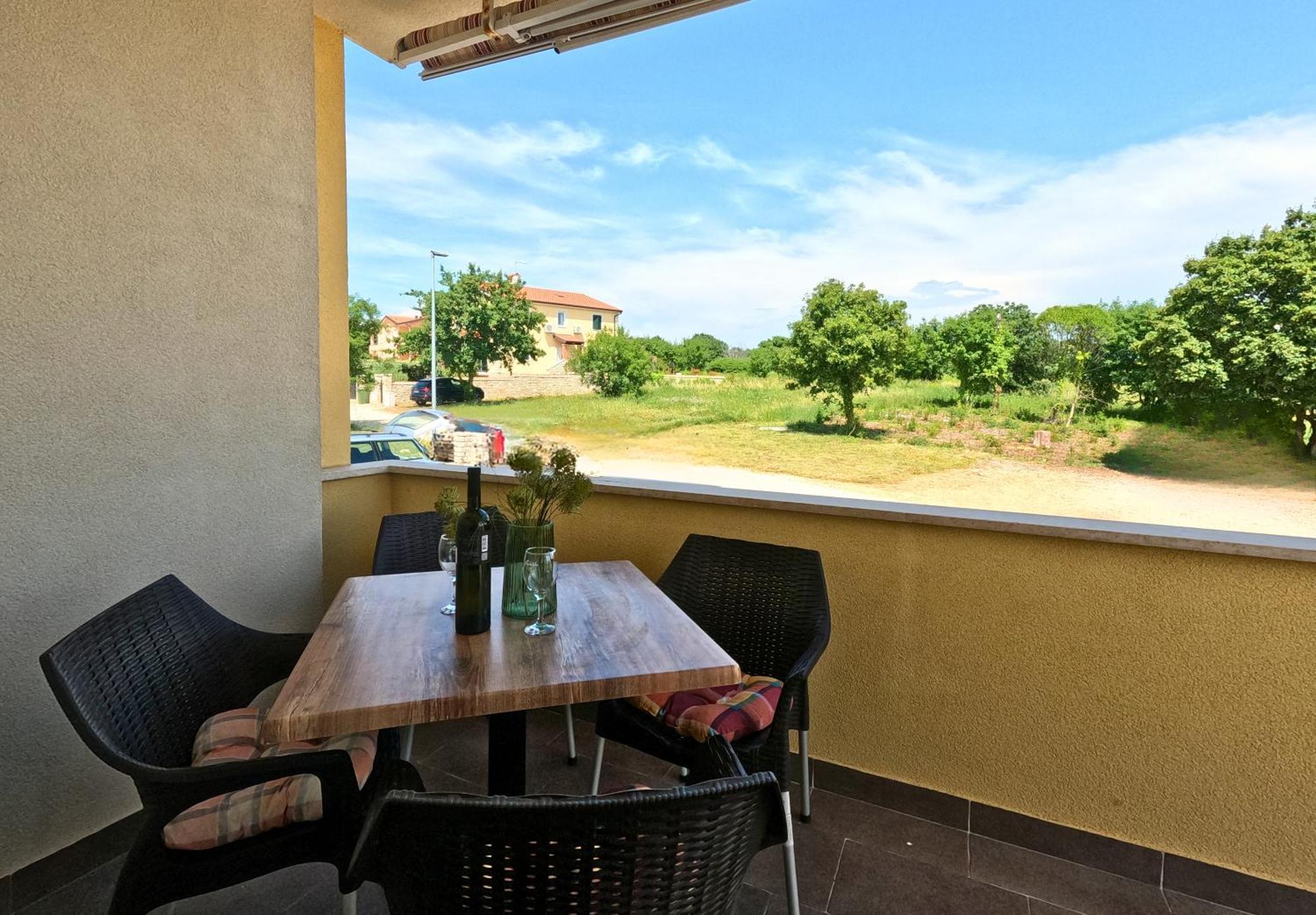 Apartments Goltes Lovrečica Kültér fotó